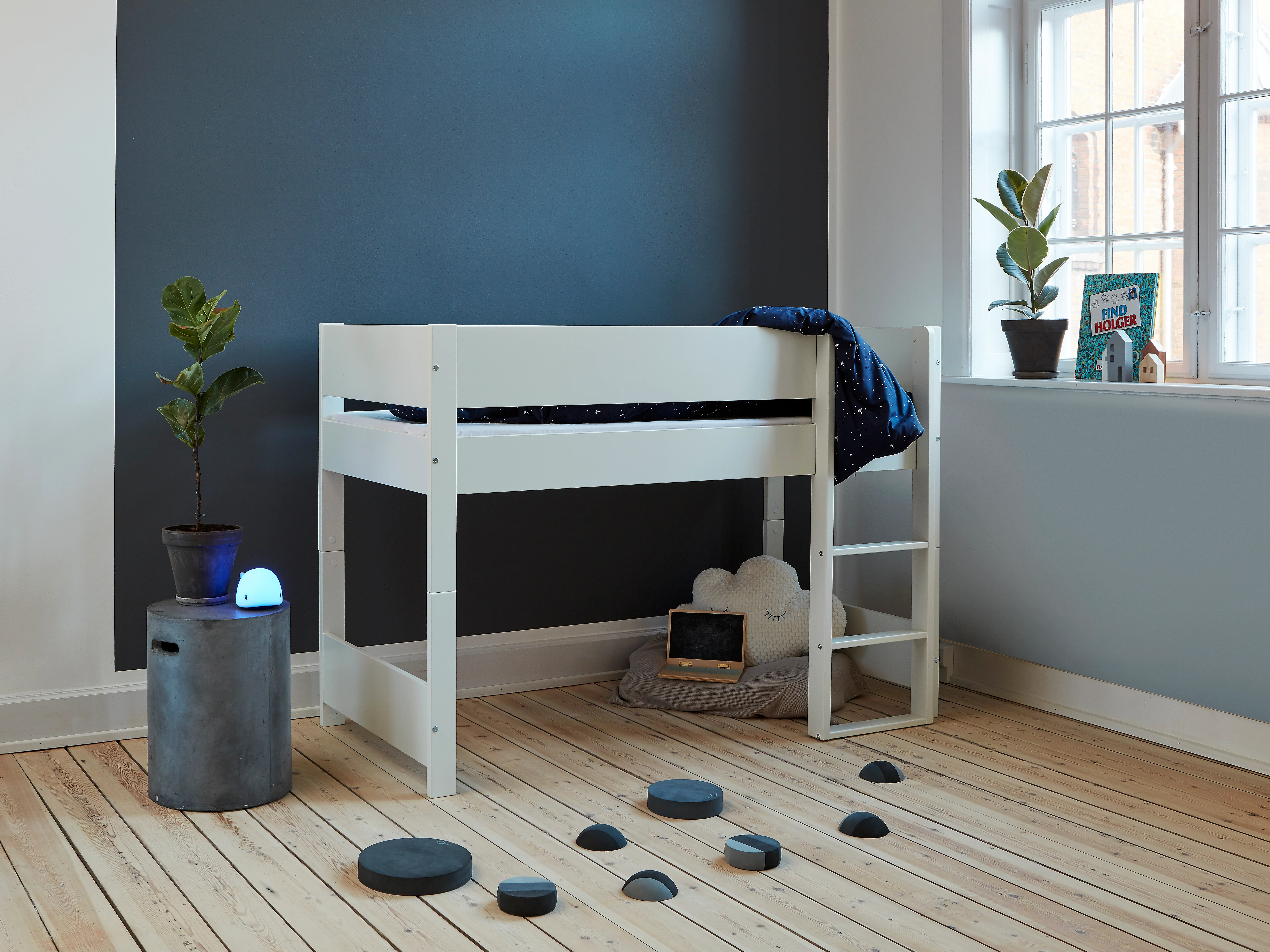 Huxie hvid halvhøj seng med mulighed for farvet sengehest, Argos - Image 3
